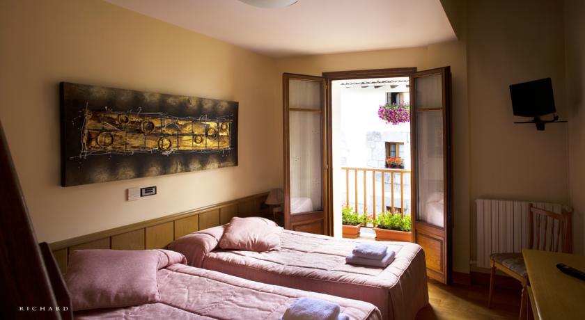 Hostal Musunzar Leitza  Δωμάτιο φωτογραφία