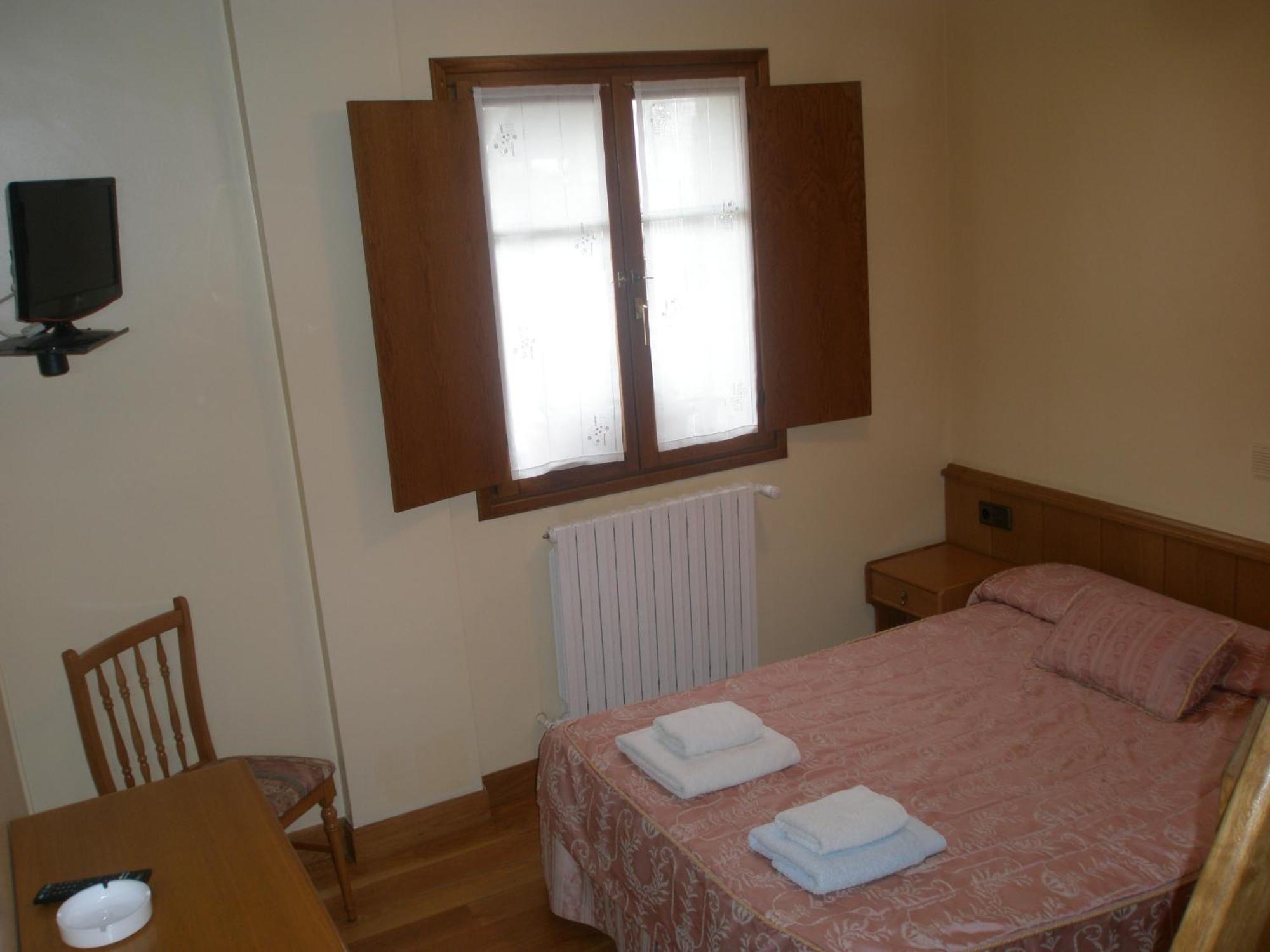 Hostal Musunzar Leitza  Εξωτερικό φωτογραφία